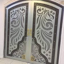 معلم لتفصيل الابواب حسب الطلب داخل الرياض